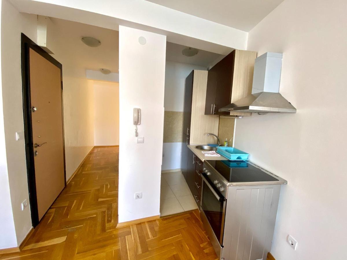 Apartments First Line Петровац Экстерьер фото