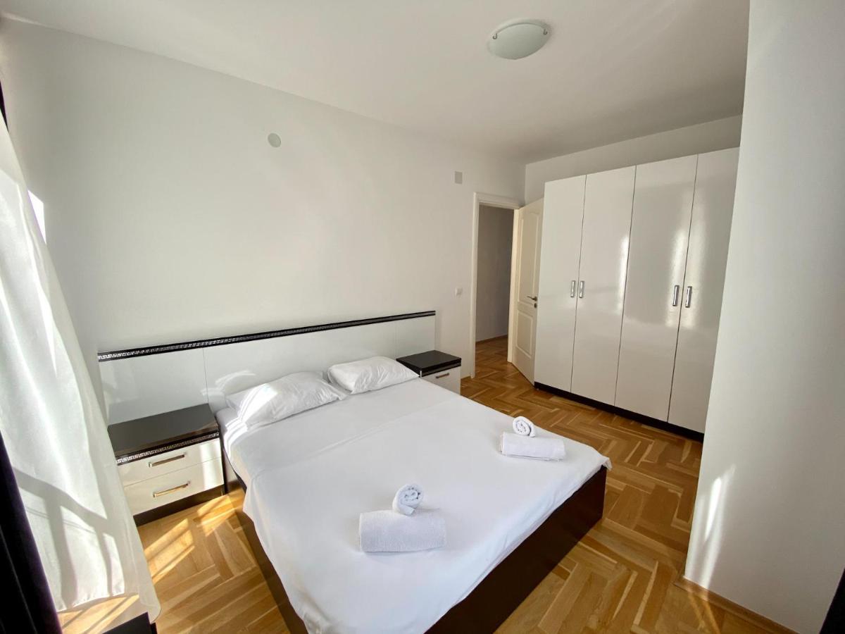 Apartments First Line Петровац Экстерьер фото
