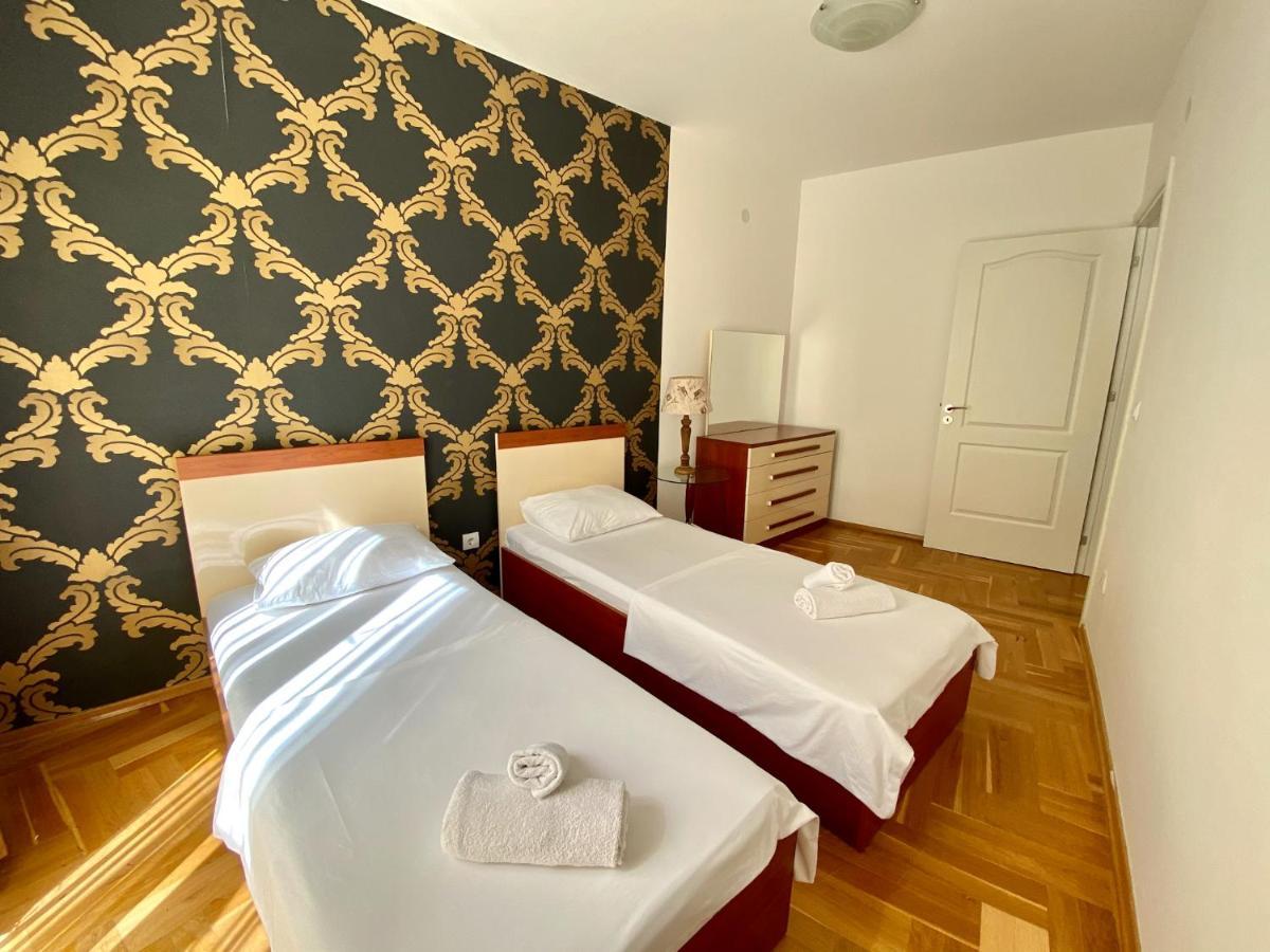 Apartments First Line Петровац Экстерьер фото